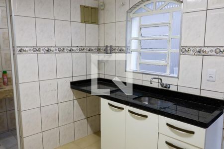 Casa à venda com 256m², 4 quartos e 4 vagas Casa à venda com 256m², 4 quartos e 4 vagasCozinha 2
