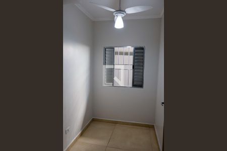 Casa à venda com 256m², 4 quartos e 4 vagas Casa à venda com 256m², 4 quartos e 4 vagasQuarto 3
