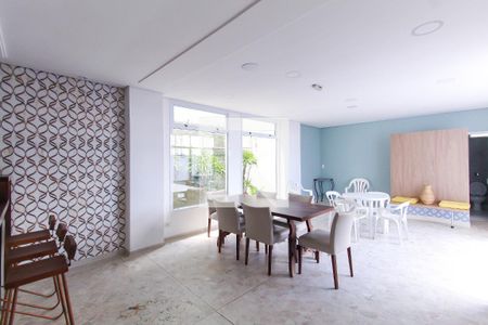 Apartamento para alugar com 68m², 2 quartos e 1 vaga Apartamento para alugar com 68m², 2 quartos e 1 vagaÁrea comum - Salão de festas