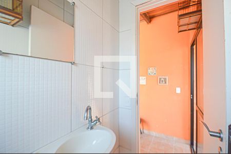 Casa à venda com 284m², 5 quartos e 3 vagas Casa à venda com 284m², 5 quartos e 3 vagasBanheiro de serviço