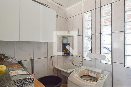 Casa à venda com 284m², 5 quartos e 3 vagas Casa à venda com 284m², 5 quartos e 3 vagasÁrea de Serviço 2