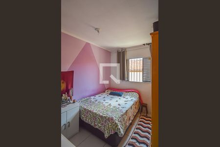 Casa à venda com 284m², 5 quartos e 3 vagas Casa à venda com 284m², 5 quartos e 3 vagasQuarto 4