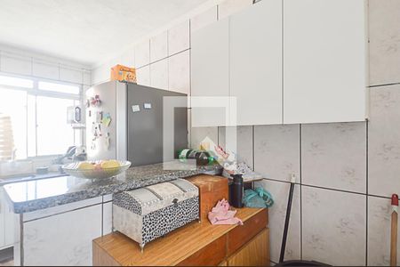 Casa à venda com 284m², 5 quartos e 3 vagas Casa à venda com 284m², 5 quartos e 3 vagasÁrea de Serviço 2