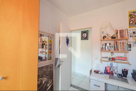 Casa à venda com 284m², 5 quartos e 3 vagas Casa à venda com 284m², 5 quartos e 3 vagasQuarto 4