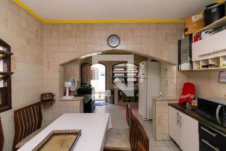 Casa à venda com 180m², 3 quartos e 2 vagas Casa à venda com 180m², 3 quartos e 2 vagasCozinha / Copa
