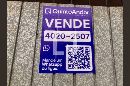 Casa à venda com 180m², 3 quartos e 2 vagas Casa à venda com 180m², 3 quartos e 2 vagasPlaca instalada - RYKG-565