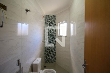 Casa à venda com 120m², 3 quartos e 2 vagas Casa à venda com 120m², 3 quartos e 2 vagasBanheiro da Suíte