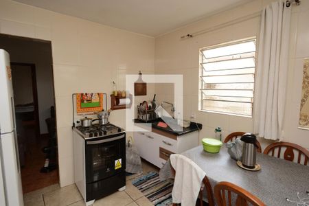 Casa à venda com 276m², 3 quartos e 2 vagasCasa 2