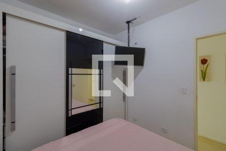 Casa à venda com 145m², 3 quartos e 2 vagas Casa à venda com 145m², 3 quartos e 2 vagasQuarto edícula