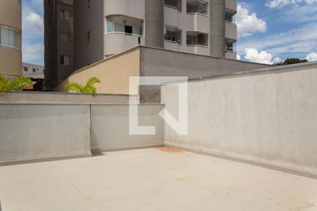 Apartamento à venda com 100m², 2 quartos e 1 vaga Apartamento à venda com 100m², 2 quartos e 1 vagaÁrea de Serviço / Garden