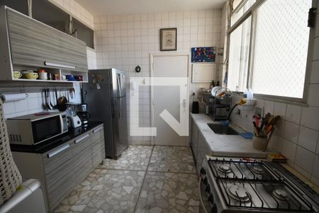 Apartamento à venda com 130m², 2 quartos e 1 vagaCozinha