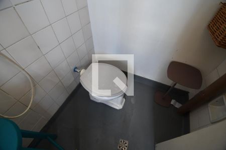 Apartamento à venda com 130m², 2 quartos e 1 vagaBanheiro de serviço