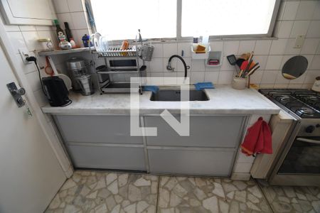 Apartamento à venda com 130m², 2 quartos e 1 vagaCozinha
