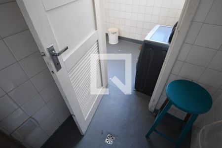 Apartamento à venda com 130m², 2 quartos e 1 vagaBanheiro de serviço