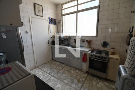 Apartamento à venda com 130m², 2 quartos e 1 vagaCozinha