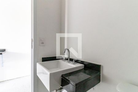 Studio à venda com 24m², 1 quarto e sem vaga Studio à venda com 24m², 1 quarto e sem vagaBanheiro