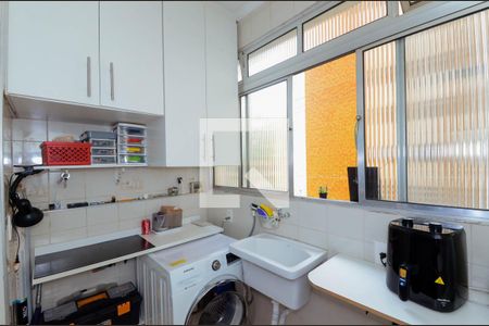 Apartamento para alugar com 67m², 3 quartos e 1 vagaÁrea de Serviço