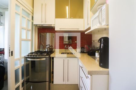 Apartamento à venda com 89m², 3 quartos e 1 vaga Apartamento à venda com 89m², 3 quartos e 1 vagaCozinha e Área de Serviço