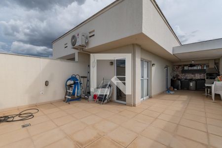 Apartamento à venda com 158m², 3 quartos e 2 vagasCobertura