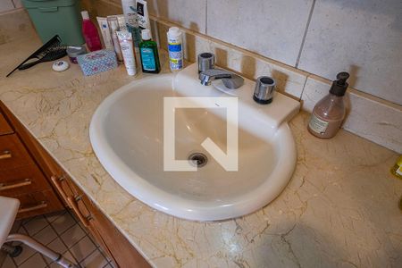 Apartamento à venda com 124m², 3 quartos e 2 vagas Apartamento à venda com 124m², 3 quartos e 2 vagasSuíte - Banheiro