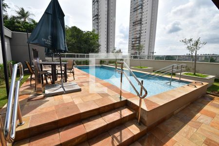 Apartamento à venda com 83m², 2 quartos e 2 vagasÁrea comum - Piscina