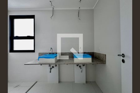 Apartamento à venda com 162m², 3 quartos e 3 vagasBanheiro Suíte 2