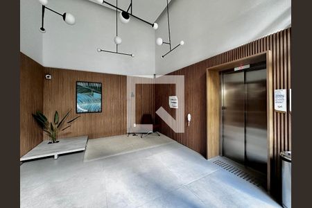 Apartamento à venda com 162m², 3 quartos e 3 vagasHall Social Bloco