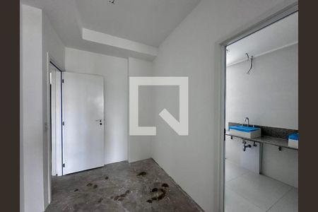 Apartamento à venda com 162m², 3 quartos e 3 vagasCloset Suíte 2