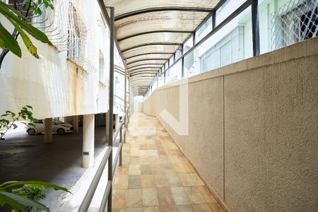 Apartamento à venda com 140m², 4 quartos e 1 vaga Apartamento à venda com 140m², 4 quartos e 1 vagaEntrada