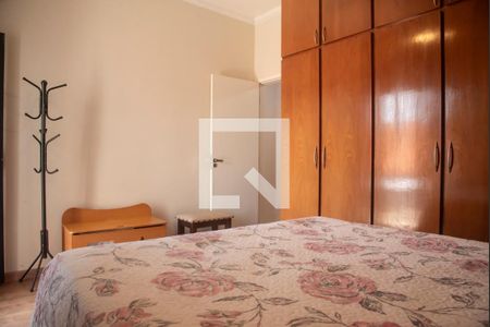 Casa à venda com 160m², 3 quartos e 2 vagasSuíte 2