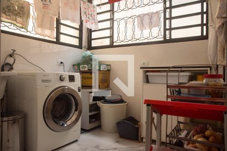 Casa à venda com 160m², 3 quartos e 2 vagasÁrea de Serviço