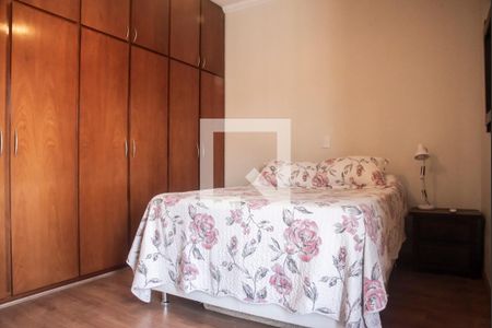 Casa à venda com 160m², 3 quartos e 2 vagasSuíte 2