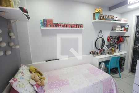 Casa de condomínio à venda com 117m², 3 quartos e 1 vagaQuarto Suíte 2