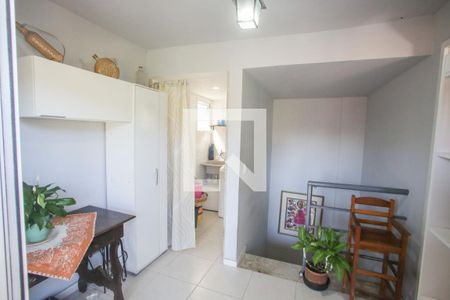 Casa de condomínio à venda com 117m², 3 quartos e 1 vagaTerraço - Sala