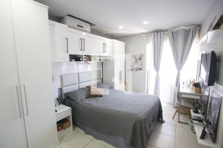 Casa de condomínio à venda com 117m², 3 quartos e 1 vagaQuarto Suíte 1