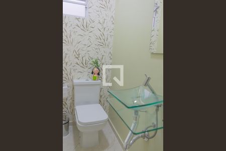 Casa à venda com 230m², 3 quartos e 3 vagasLavabo