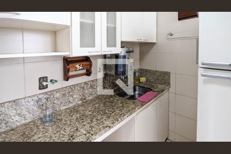 Apartamento à venda com 145m², 4 quartos e 2 vagasCozinha