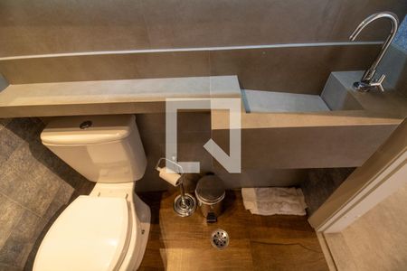 Apartamento à venda com 138m², 3 quartos e 2 vagas Apartamento à venda com 138m², 3 quartos e 2 vagasLavabo