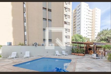 Apartamento à venda com 138m², 3 quartos e 2 vagas Apartamento à venda com 138m², 3 quartos e 2 vagasÁrea comum - Piscina