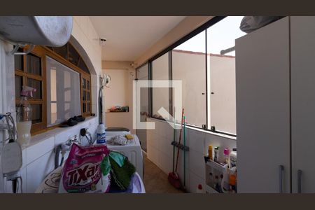 Casa à venda com 200m², 3 quartos e 5 vagasÁrea de Serviço