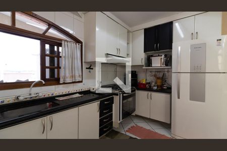 Casa à venda com 200m², 3 quartos e 5 vagasCozinha