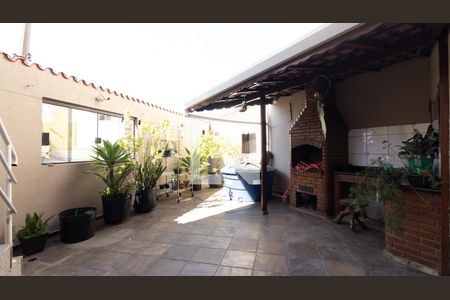 Casa à venda com 200m², 3 quartos e 5 vagasEspaço Gourmet