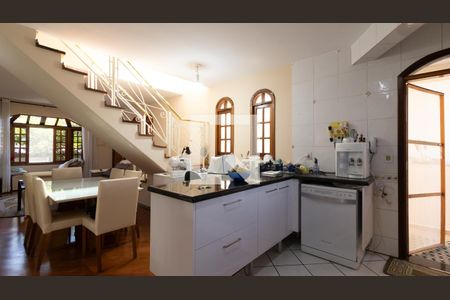 Casa à venda com 200m², 3 quartos e 5 vagasCozinha