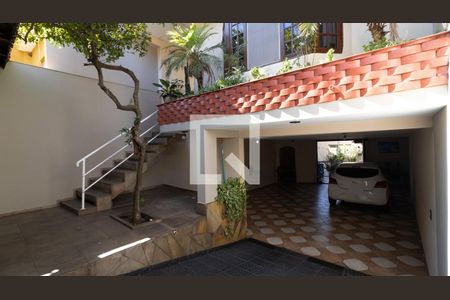 Casa à venda com 200m², 3 quartos e 5 vagasGaragem