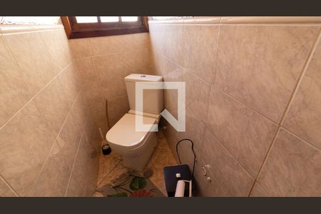 Casa à venda com 200m², 3 quartos e 5 vagasBanheiro de serviço 1