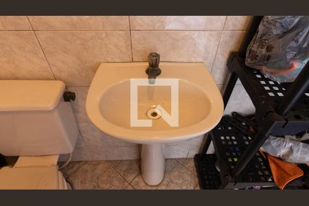 Casa à venda com 200m², 3 quartos e 5 vagasBanheiro de serviço 2