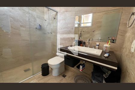 Casa à venda com 197m², 4 quartos e 3 vagas Casa à venda com 197m², 4 quartos e 3 vagasBanheiro 2