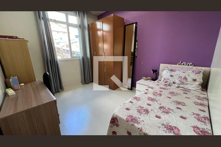 Casa à venda com 197m², 4 quartos e 3 vagas Casa à venda com 197m², 4 quartos e 3 vagasQuarto 3