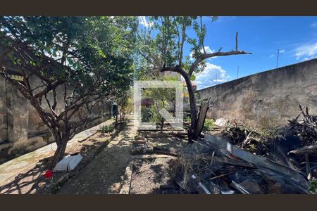 Casa à venda com 197m², 4 quartos e 3 vagas Casa à venda com 197m², 4 quartos e 3 vagasÁrea comum