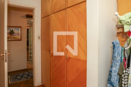 Apartamento à venda com 141m², 2 quartos e 1 vaga Apartamento à venda com 141m², 2 quartos e 1 vagaSuíte